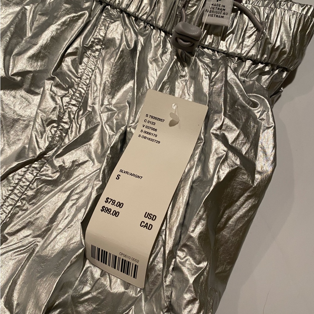 Urban Outfitters Jana Metallic Cargo Pant - Picture 5 of 5